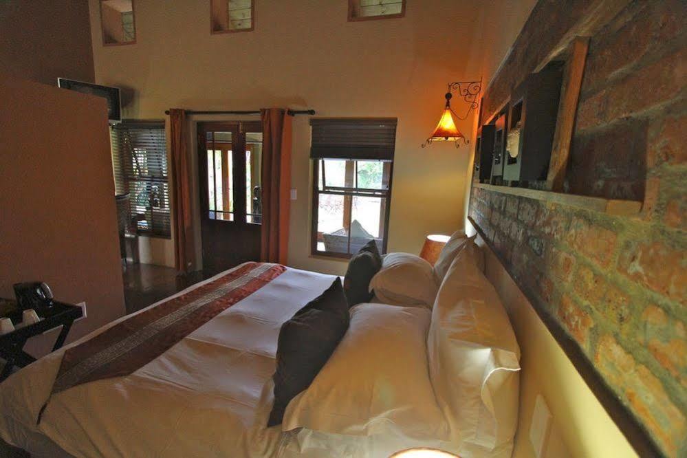 Villachad Guesthouse Kleinmond Exterior foto