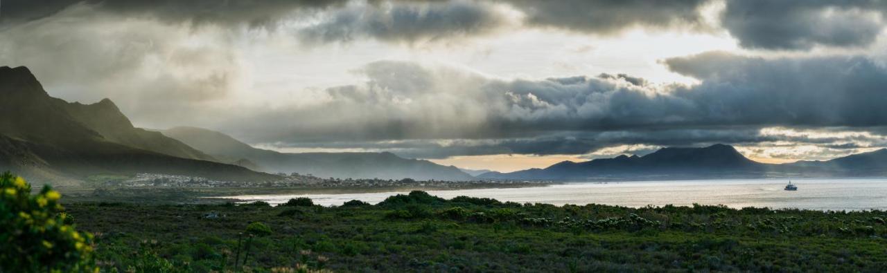 Villachad Guesthouse Kleinmond Exterior foto